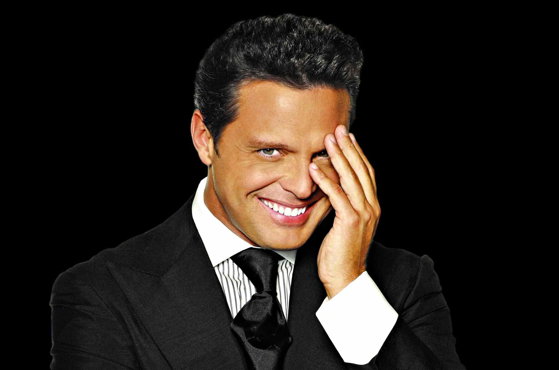 luis miguel net worth