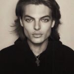 Damian Hurley Net Worth : How Rich Is The Actor Actually?